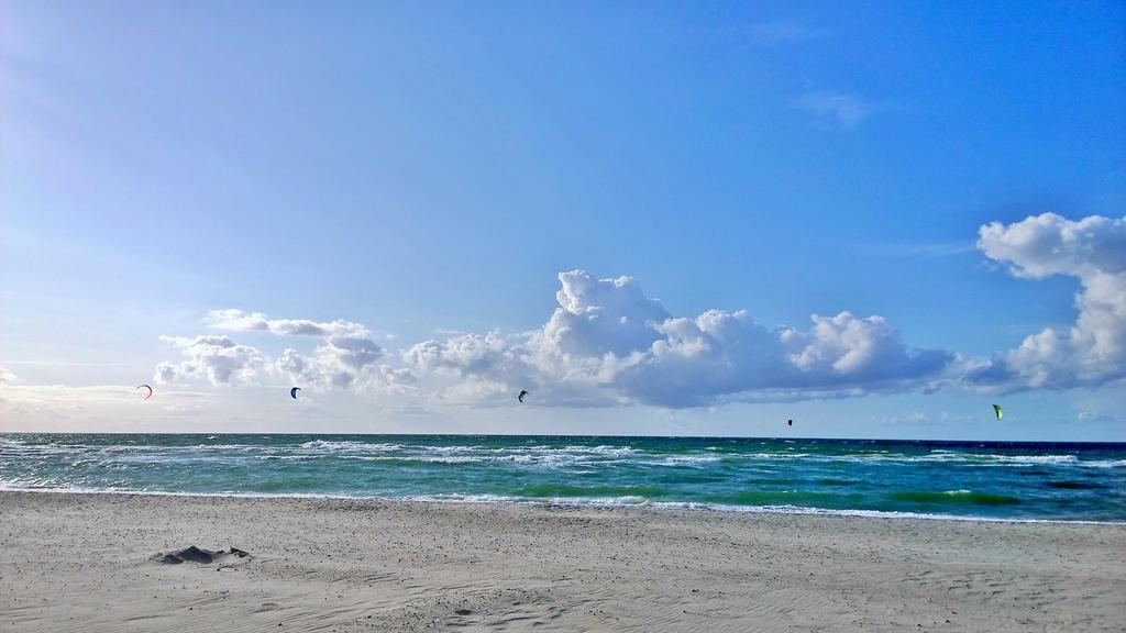 Ostsee Ferienappartement Dierhagen-Strand Стая снимка